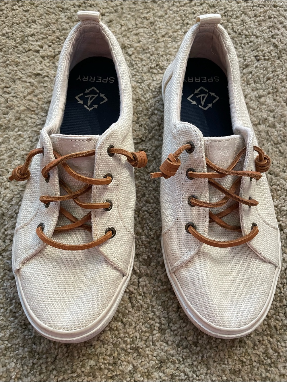 Sperry women’s crest vibe Cream Canvas Boat Sneakers with Brown leather Laces 9